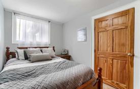 4 odalılar şehir içinde müstakil ev Old Toronto'da, Kanada. C$1,519,000