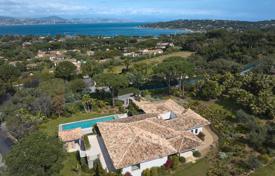 8 odalılar villa Saint-Tropez'de, Fransa. 75,000 € haftalık