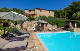 13 odalılar köşk 332 m² Castiglion Fiorentino'da, İtalya. 1,595,000 €
