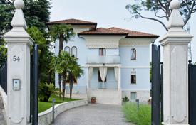 Villa – Desenzano del Garda, Lombardiya, İtalya. 6,500,000 €
