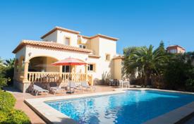 3 odalılar villa 213 m² Javea (Xabia)'da, İspanya. 649,000 €