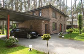 6 odalılar villa 232 m² Jurmalas pilseta'da, Letonya. 495,000 €
