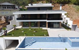 Villa – Tepe, Antalya, Türkiye. $3,085,000