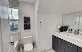 11 odalılar şehir içinde müstakil ev Etobicoke'de, Kanada. C$2,613,000