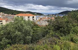 Arsa Vis'te, Hırvatistan. 245,000 €