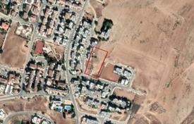 Arsa Strovolos'da, Kıbrıs. 550,000 €