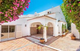 Villa – Marbella, Endülüs, İspanya. 1,675,000 €