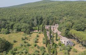 28 odalılar köşk 1166 m² Monteriggioni'de, İtalya. 2,200,000 €