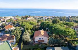 Villa – Sanremo, Liguria, İtalya. 1,400,000 €