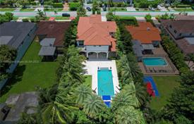 Şehir içinde müstakil ev – Miami sahili, Florida, Amerika Birleşik Devletleri. $6,850,000
