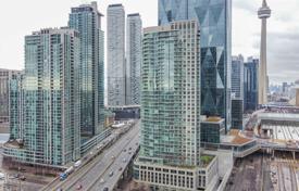 2 odalılar daire Yonge Street'da, Kanada. C$834,000