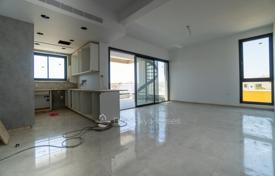 2 odalılar çatı dairesi Limasol'da, Kıbrıs. 700,000 €