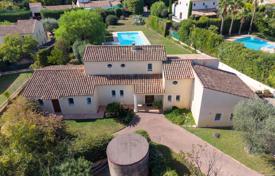 6 odalılar yazlık ev Antibes'te, Fransa. 1,895,000 €