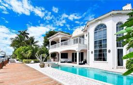 Villa – Fort Lauderdale, Florida, Amerika Birleşik Devletleri. $2,400,000