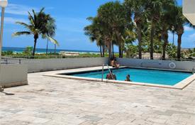 Kondominyum – Ocean Drive, Miami sahili, Florida,  Amerika Birleşik Devletleri. $589,000