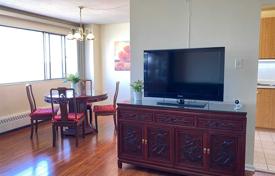5 odalılar daire North York'da, Kanada. C$701,000