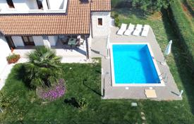 4 odalılar şehir içinde müstakil ev 140 m² Istria County'da, Hırvatistan. 450,000 €