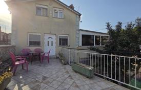 3 odalılar şehir içinde müstakil ev 168 m² Ližnjan'da, Hırvatistan. 250,000 €