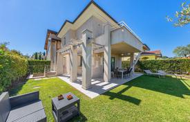 4 odalılar villa 150 m² Manerba del Garda'da, İtalya. 645,000 €