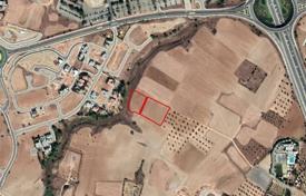 Arsa Latsia'da, Kıbrıs. 871,000 €
