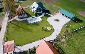 10 odalılar şehir içinde müstakil ev 320 m² Karlovac County'da, Hırvatistan. 690,000 €