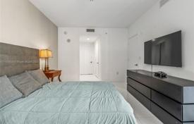 2 odalılar kondominyumda daireler 110 m² Collins Avenue'de, Amerika Birleşik Devletleri. $1,260,000