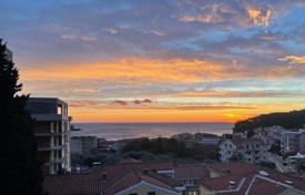 3 odalılar daire 152 m² Petrovac'ta, Karadağ. 380,000 €