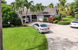 Şehir içinde müstakil ev – Davie, Broward, Florida,  Amerika Birleşik Devletleri. $1,249,000