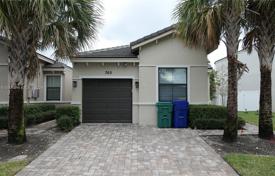3 odalılar şehir içinde müstakil ev 149 m² Pompano Beach'da, Amerika Birleşik Devletleri. $515,000