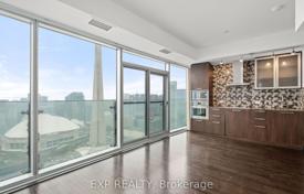 5 odalılar daire York Street'da, Kanada. C$751,000