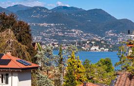 3 odalılar daire Stresa'da, İtalya. 440,000 €