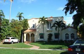 Yazlık ev – Miami sahili, Florida, Amerika Birleşik Devletleri. 2,087,000 €