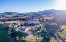 3 odalılar daire 220 m² San Gimignano'da, İtalya. 1,010,000 €