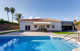 Yazlık ev – Torrevieja, Valencia, İspanya. 400,000 €