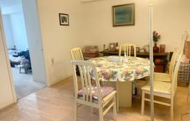 6 odalılar daire Scarborough'da, Kanada. C$831,000