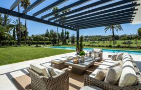 19 odalılar villa 1636 m² Nueva Andalucia'da, İspanya. 19,500,000 €