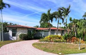 Villa – North Miami, Florida, Amerika Birleşik Devletleri. $900,000