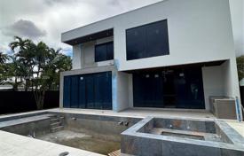 4 odalılar şehir içinde müstakil ev Fort Lauderdale'de, Amerika Birleşik Devletleri. $3,000,000