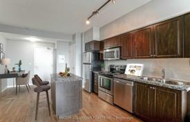 5 odalılar daire Fort York Boulevard'da, Kanada. C$817,000