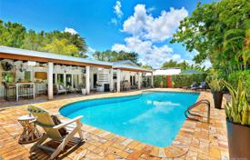 Villa – Pinecrest, Florida, Amerika Birleşik Devletleri. $1,249,000