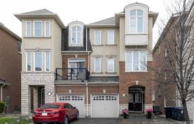 3 odalılar konak Scarborough'da, Kanada. C$1,131,000