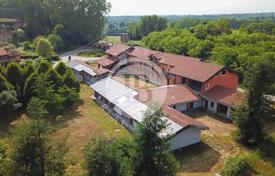 35 odalılar villa Agrate Conturbia'da, İtalya. Price on request