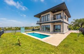 Villa – Avsallar, Antalya, Türkiye. $445,000