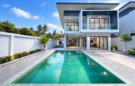 3 odalılar şehir içinde müstakil ev 400 m² Mae Nam'da, Tayland. $354,000