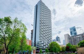 2 odalılar daire Wood Street'da, Kanada. C$813,000