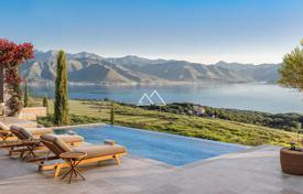 6 odalılar villa 400 m² Radovići'de, Karadağ. 5,076,000 €