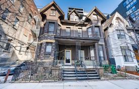 Konak – Stewart Street, Old Toronto, Toronto,  Ontario,   Kanada. C$2,083,000