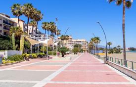 8 odalılar villa 341 m² Estepona'da, İspanya. 1,500,000 €