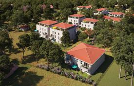 New residential complex with apartments Gironde'de, Fransa. Min.302,000 €