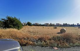 Arsa Coral Bay'da, Kıbrıs. 1,300,000 €
